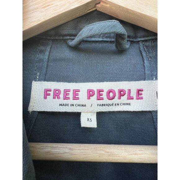 Free Peoples Denim women Jacket blue oversize Urban relaxed Outfitters XS - Picture 7 of 10
